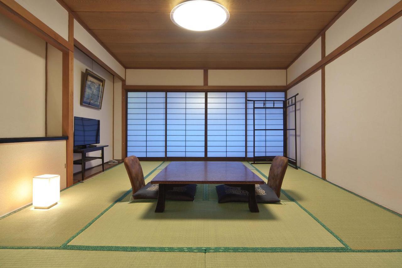 Matsunoi Ryokan Kusatsu  Zewnętrze zdjęcie